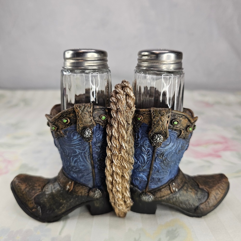 Rustic Cowboy Boot Salt and Pepper‎ Shaker Holder with Rope Accent